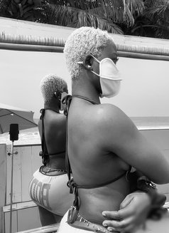Michelle - escort in Dakar Photo 4 of 4