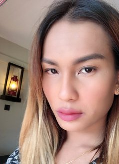 Michelle999 - Transsexual escort in Bangalore Photo 5 of 8