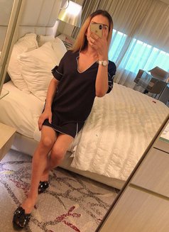 Michelle999 - Transsexual escort in Bangalore Photo 6 of 8