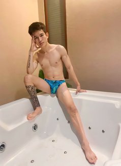 Mick - Acompañantes masculino in Phuket Photo 4 of 5