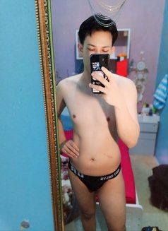 Mick hot Gay From Thailand - Male escort in Dubai Photo 14 of 15