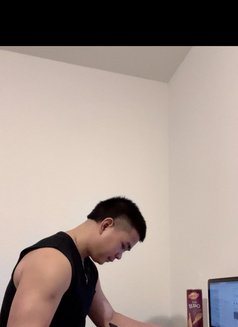 Mick Miranda - Male escort in London Photo 7 of 8