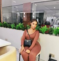 Mickey - puta in Nairobi