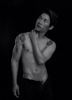Mickey Machine - Male escort in Manila Photo 2 of 6
