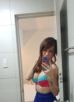 Mickie - Transsexual escort in Manila Photo 7 of 7