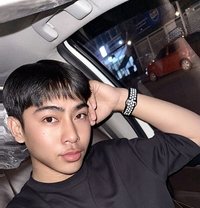 มิคกี้ - Male escort in Bangkok