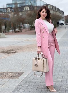 MICKY LUDHIANA π΅π΄π΄π΄π¬π°ππ¬π°π¬ - escort in Ludhiana Photo 1 of 4