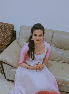 Midhuna - Transsexual escort in Hyderabad Photo 1 of 2