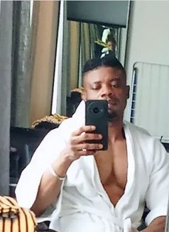 Midnight - Male escort in Johannesburg Photo 17 of 17