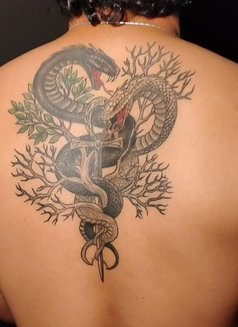 Midnight Dragon - Male escort in Bangalore Photo 3 of 9