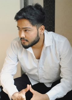 Midnight Dragon - Male escort in Bangalore Photo 4 of 9
