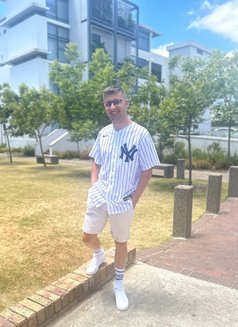 Jason - Male escort in Johannesburg Photo 2 of 3