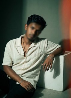 MIDNIGHT PREDATOR - Male escort in Colombo Photo 3 of 3