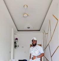 Hotshot - Male escort in Accra