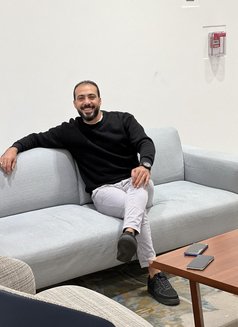 Mido - Male dominatrix in Abu Dhabi Photo 6 of 10