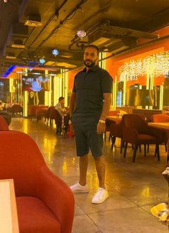 Mido - Dominador masculino in Dubai Photo 13 of 14