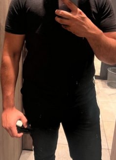 Mido - Male escort in Cairo Photo 1 of 1