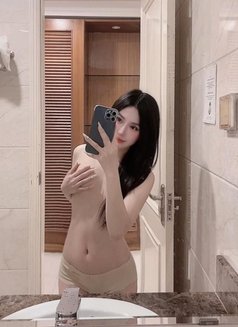 Mie Fullservice - escort in Al Manama Photo 4 of 4
