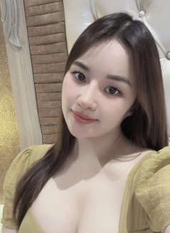 Mie massage full service - masseuse in Abu Dhabi Photo 10 of 12