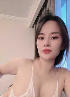 Mie massage full service - masseuse in Abu Dhabi Photo 11 of 12
