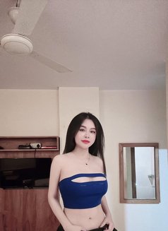 Mie Mie - escort in Mumbai Photo 4 of 9