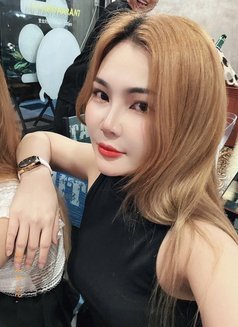 Mie - puta in Hillerød Photo 2 of 3