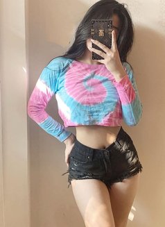 Miemy - escort in Muscat Photo 2 of 5