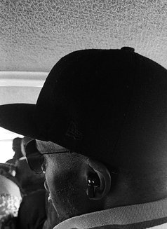 Migan Derick - Male escort in Nairobi Photo 1 of 2