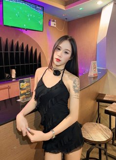 Migel - Acompañantes transexual in Abu Dhabi Photo 2 of 7