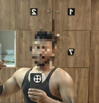 Mightybee - Male escort in Bangalore