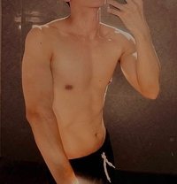 Miguel - Male escort in Manila