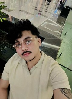 Migz - masseur in Dammam Photo 8 of 12