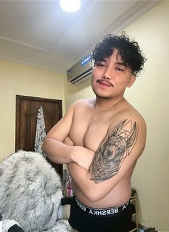 Migz - masseur in Dammam Photo 12 of 12