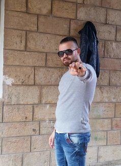 Mihad - Acompañantes masculino in Beirut Photo 6 of 9
