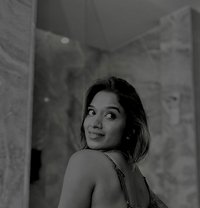 Mihii - escort in Muscat