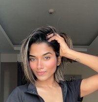 Mihii - escort in Muscat