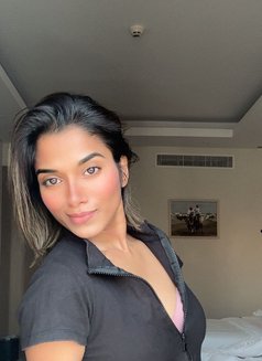 Mihii - escort in Muscat Photo 1 of 5