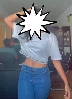 Mihin - escort in Colombo Photo 5 of 6