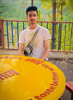 Mihir Pathak - Acompañantes masculino in Pune Photo 2 of 2