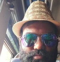 Mihiranga - Male escort in Colombo