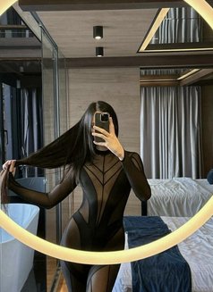 Milana 🇬🇪Georgian🇬🇪 First time - Transsexual escort in Doha Photo 5 of 9