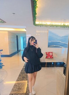 Miiya - escort in Manila Photo 1 of 3