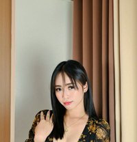 Mika - puta in Manila