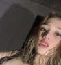 Mika - Transsexual escort in Manila Photo 1 of 7