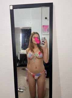 Mika - Transsexual escort in Manila Photo 3 of 5