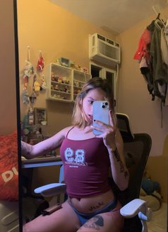 Mika - Acompañantes transexual in Manila Photo 6 of 7