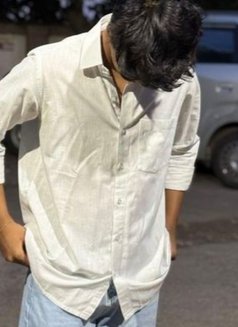 Mika - Male escort in Kolkata Photo 1 of 8