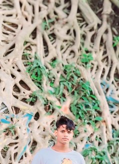 Mika - Male escort in Kolkata Photo 5 of 8