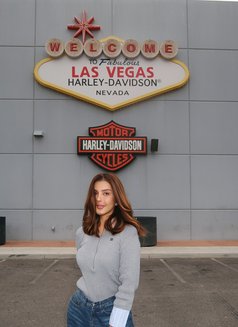 mika - escort in Shanghai Photo 28 of 28