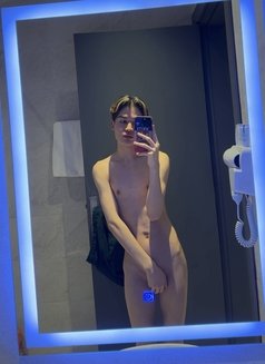 Mika twink - Male escort in İstanbul Photo 6 of 18